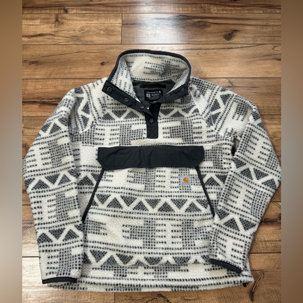 Carhartt fleece pullover